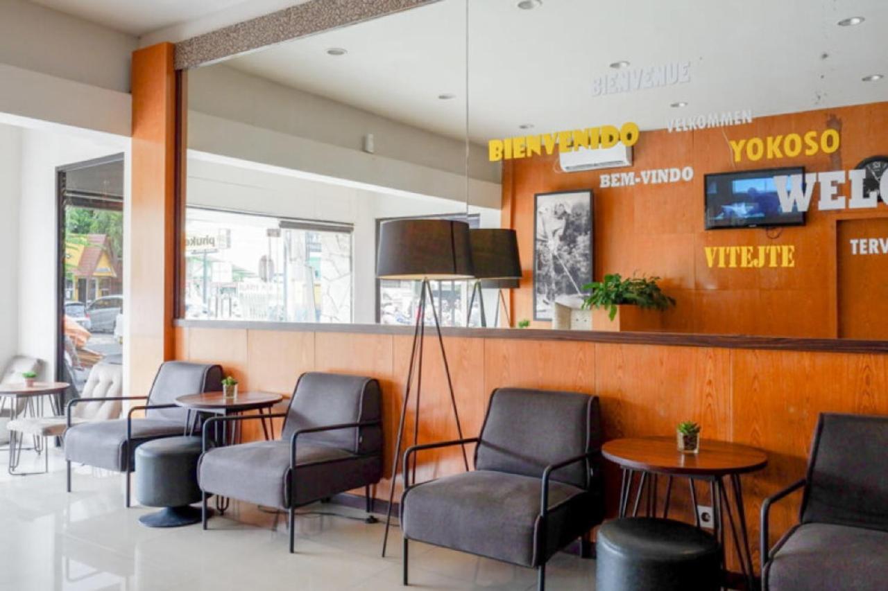 Sans Hotel Ekkon Yogyakarta By Reddoorz Ngabean Екстериор снимка